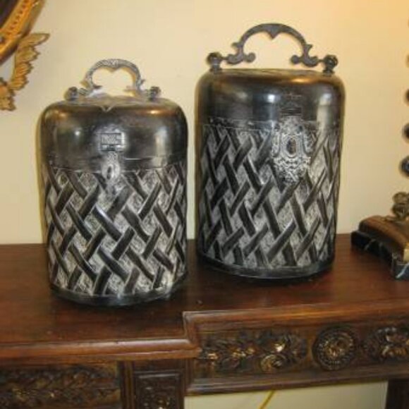 Brand: John Richard Furniture Large Metal Lid Container; 15 x 10dia Med Metal L - Picture 5 of 5